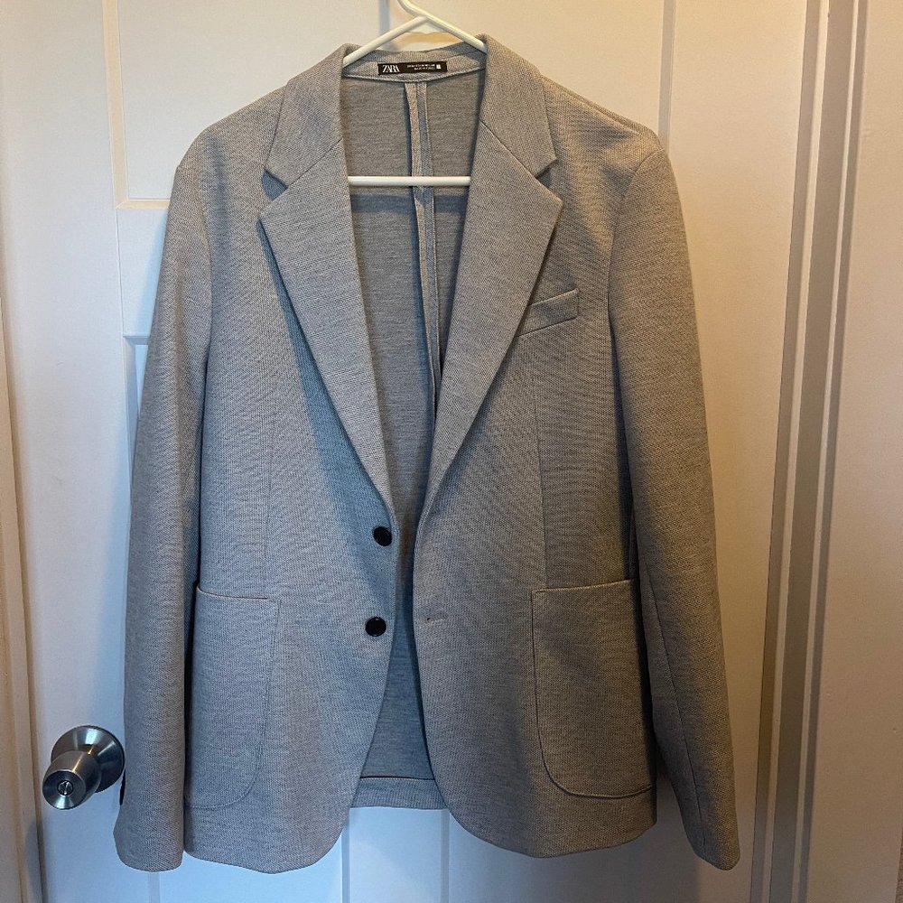 ZARA Gray Suit Jacket - Size Medium